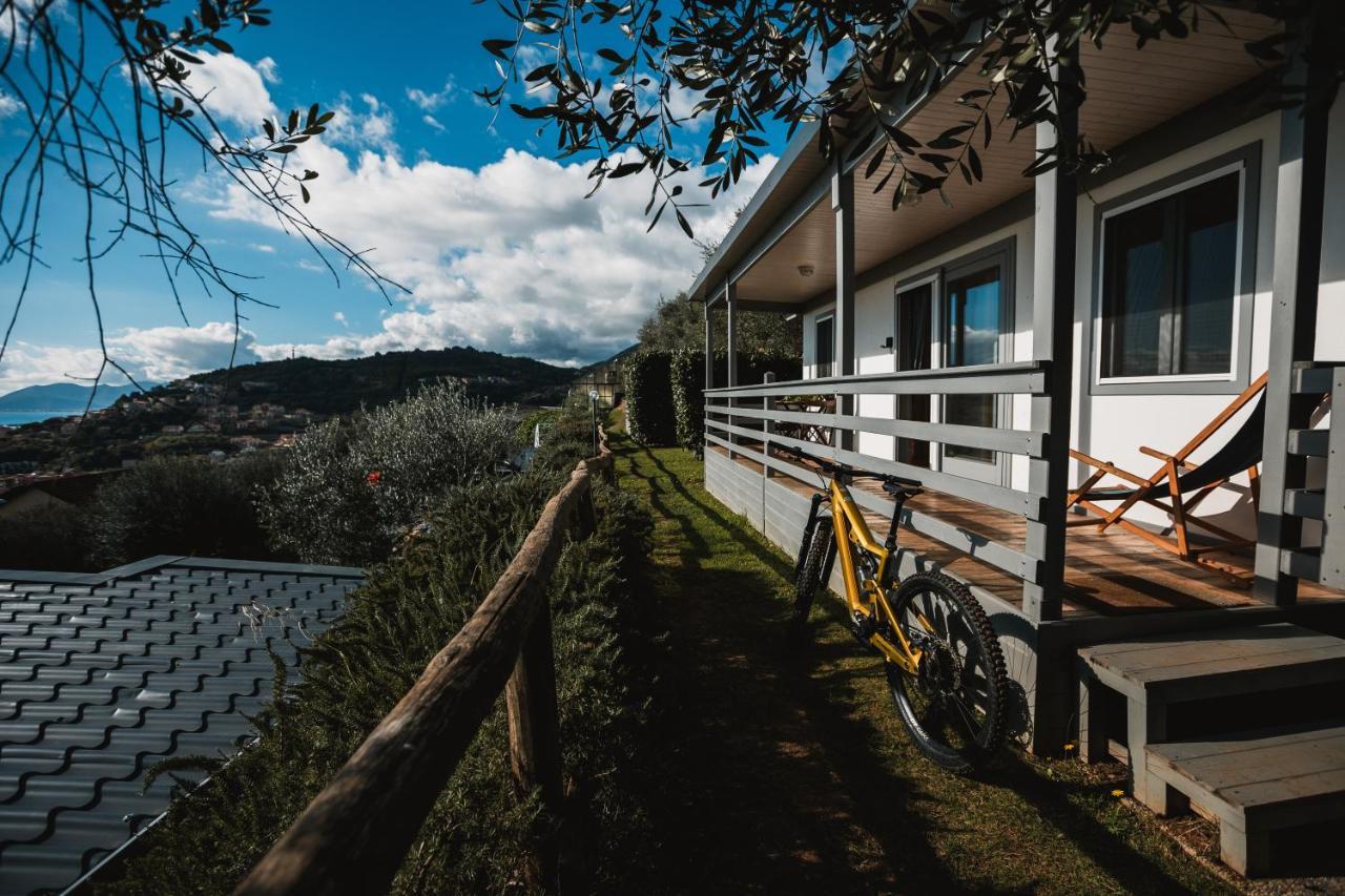 Agriturismo Rose Di Pietra Пиетра Лигуре Екстериор снимка