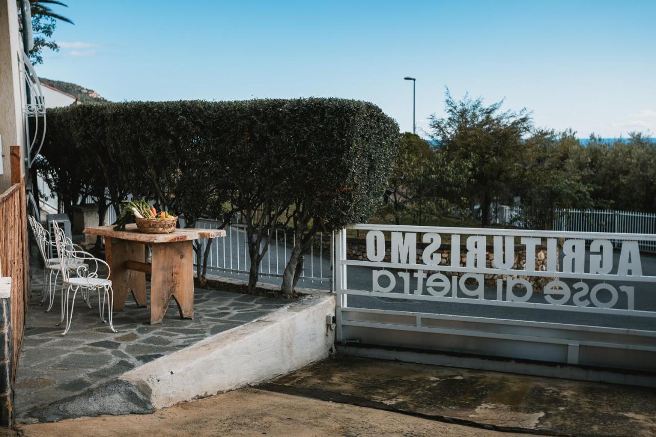 Agriturismo Rose Di Pietra Пиетра Лигуре Екстериор снимка